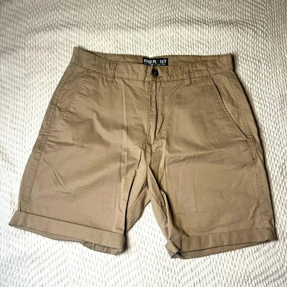 🖤Free Planet khaki shorts🖤 - Picture 2 of 9